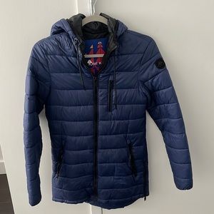 Authentic moose knuckles navy blue puffer. Excellent condition. Down puffer